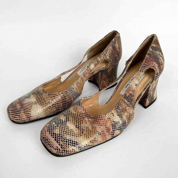 Vintage Shoes - Vintage 90s Leather Sacha London Square Toe Cut Out Chunky Mid Heel Sandal Pumps